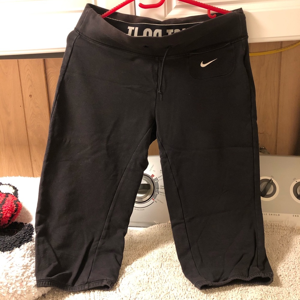 Nike workout pants (mid)